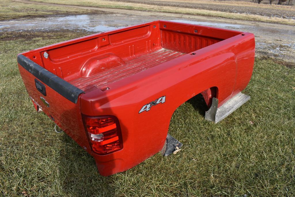 8' pickup truck bed