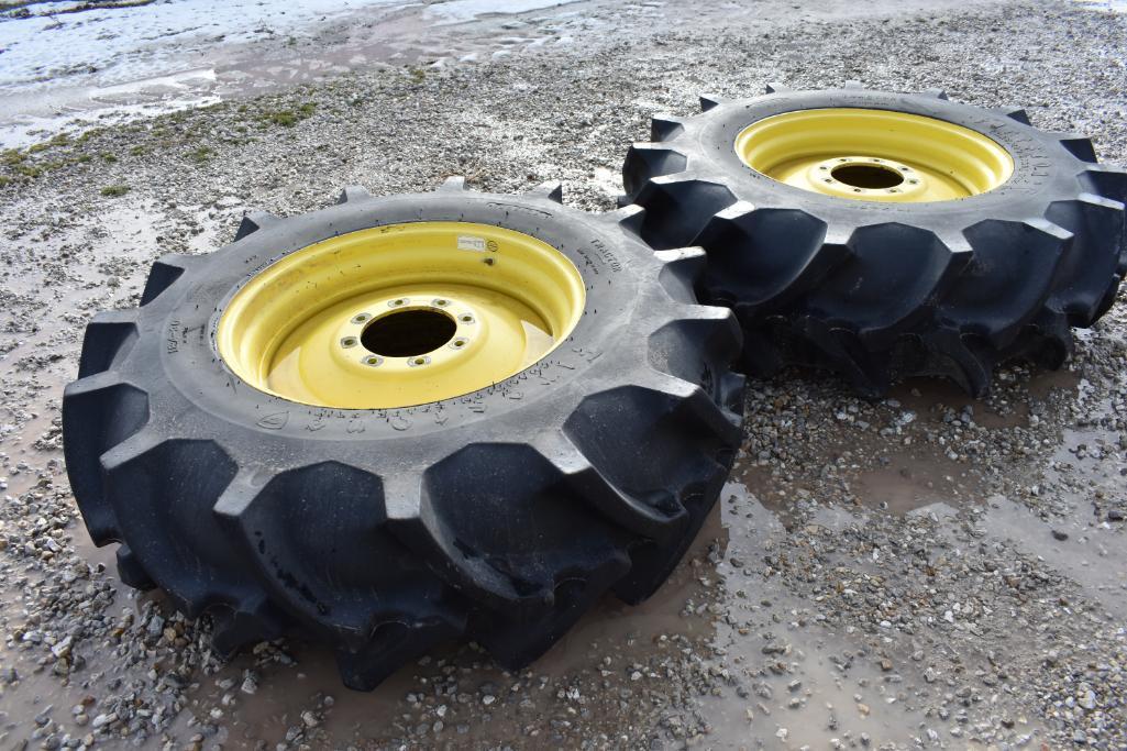 18.4-30 Firestone R2 combine tires and wheels