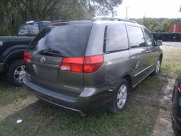 1-05111 (Cars-Van 4D)  Seller:Pinellas County Sheriff-s Ofc 2004 TOYT SIENNA