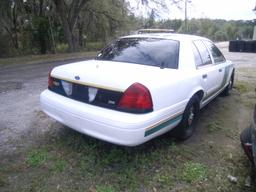 2-05110 (Cars-Sedan 4D)  Seller:Charlotte County Sheriff-s 2010 FORD CROWNVIC