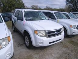 2-05124 (Cars-Sedan 4D)  Seller:Sarasota County Commissioners 2008 FORD ESCAPE