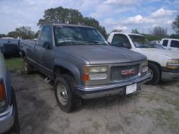 3-05133 (Trucks-Pickup 2D)  Seller: Florida State ACS 2000 GMC 2500