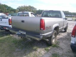 3-05133 (Trucks-Pickup 2D)  Seller: Florida State ACS 2000 GMC 2500
