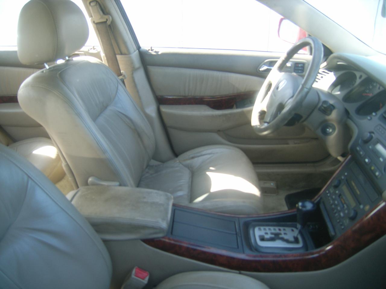 2-07128 (Cars-Sedan 4D)  Seller:Private/Dealer 2002 ACUR TL