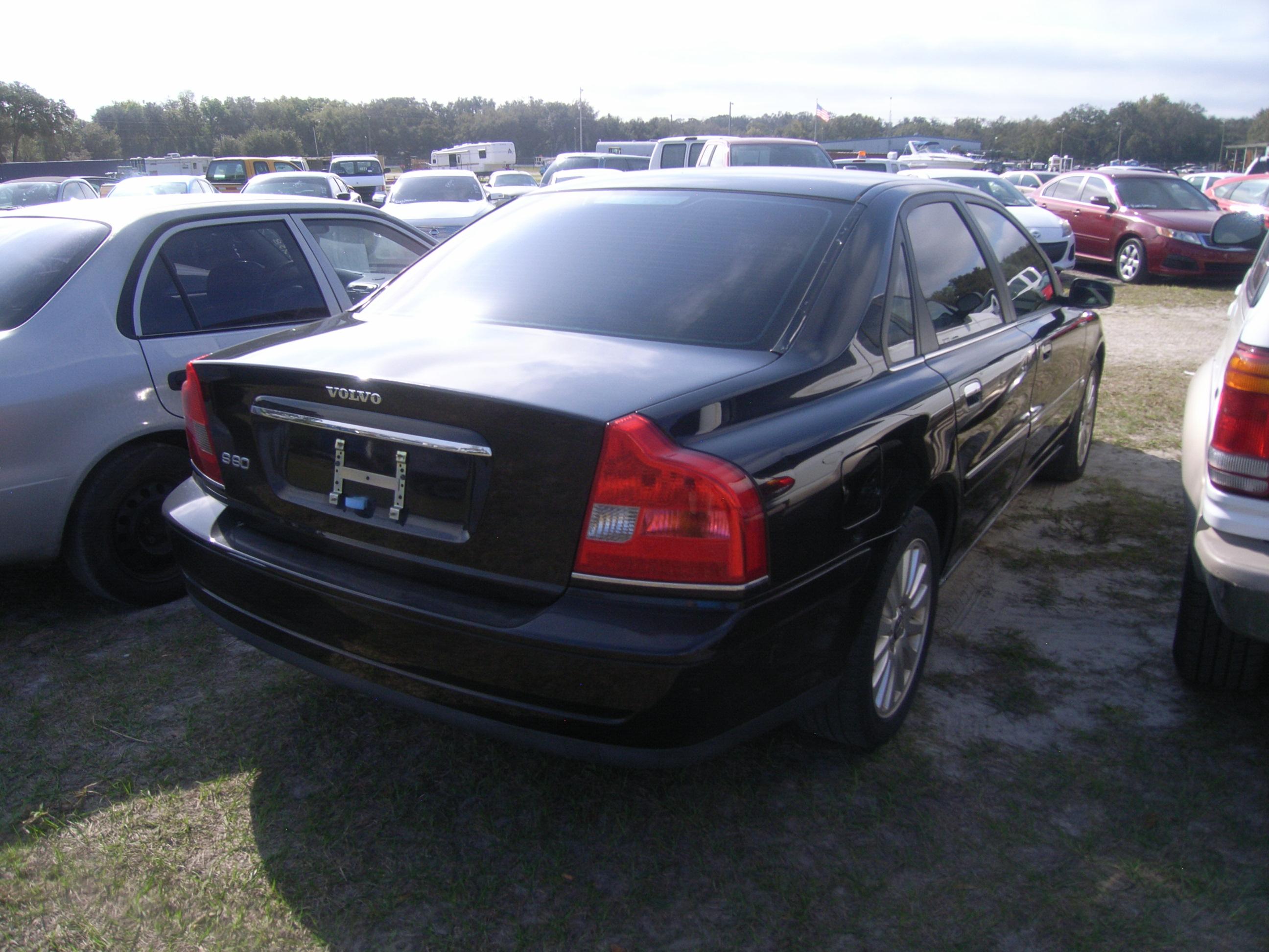 4-07136 (Cars-Sedan 4D)  Seller:Private/Dealer 2006 VOLV S80