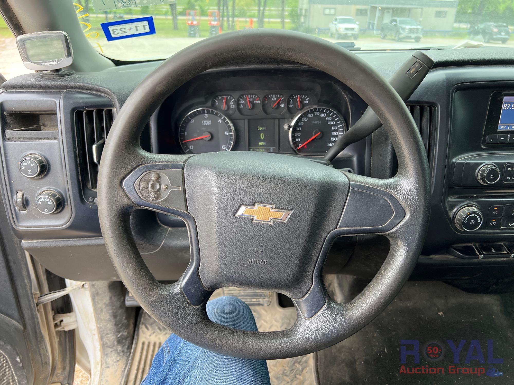 2014 Chevrolet Silverado 4x4 Double Cab Pickup Truck