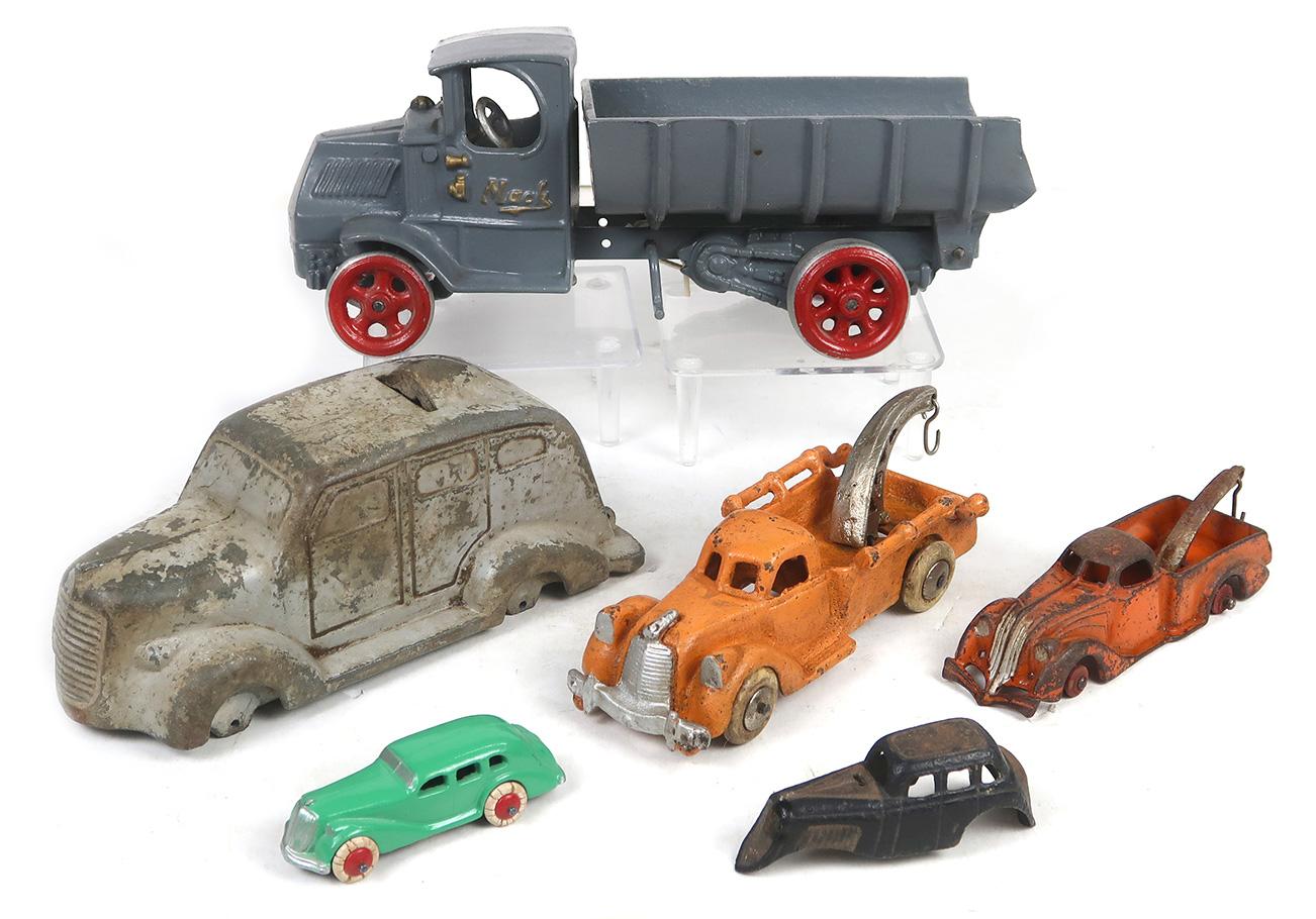 Toy Cast Metal Toy Trucks (6), reproduction Mack & wrecker, white metal ban