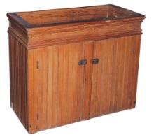 Furniture, 19th C. primitive pine dry sink w/wainscot panels on all sides,