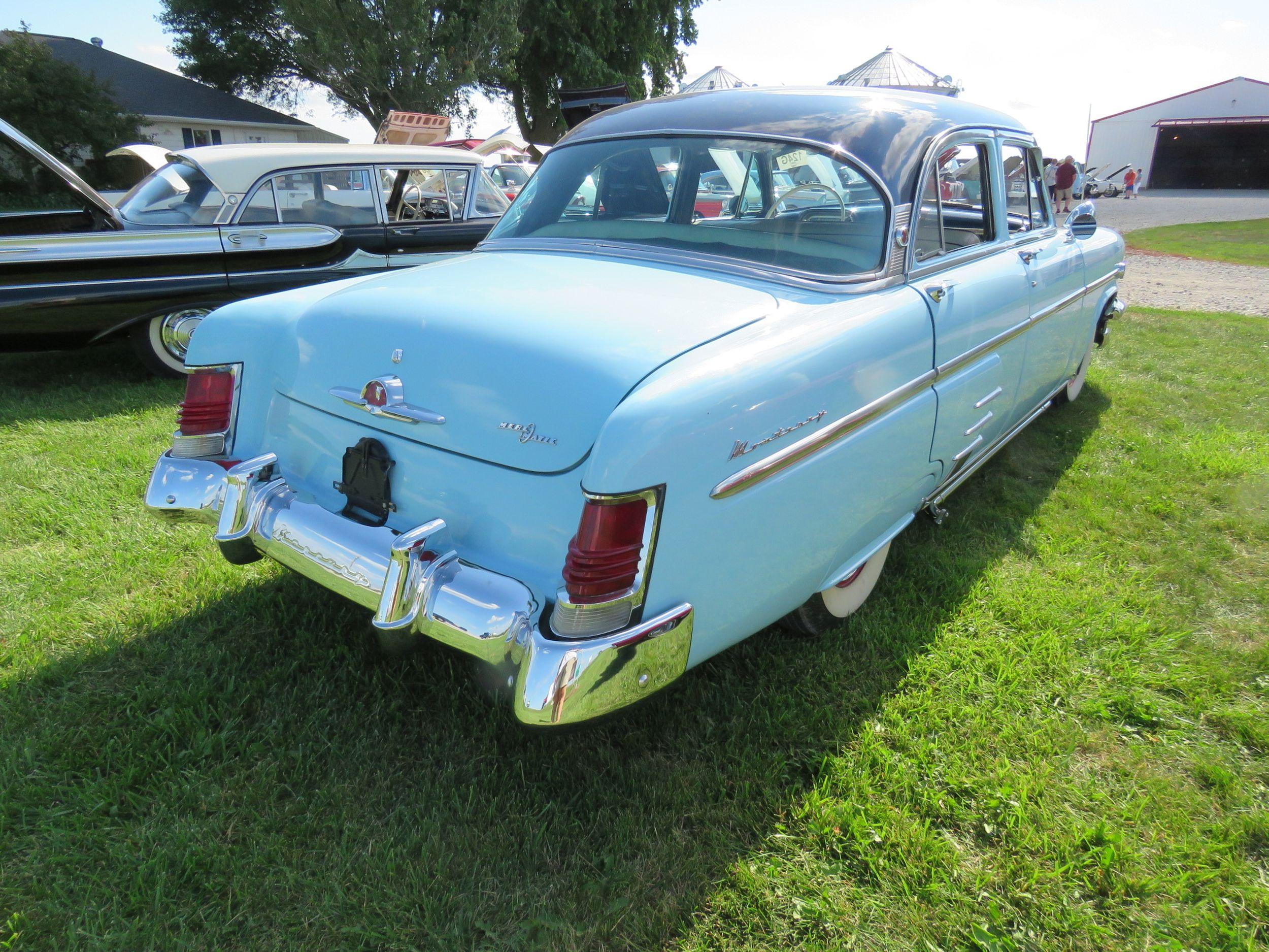 1954 Mercury Monterey 4dr Sedan