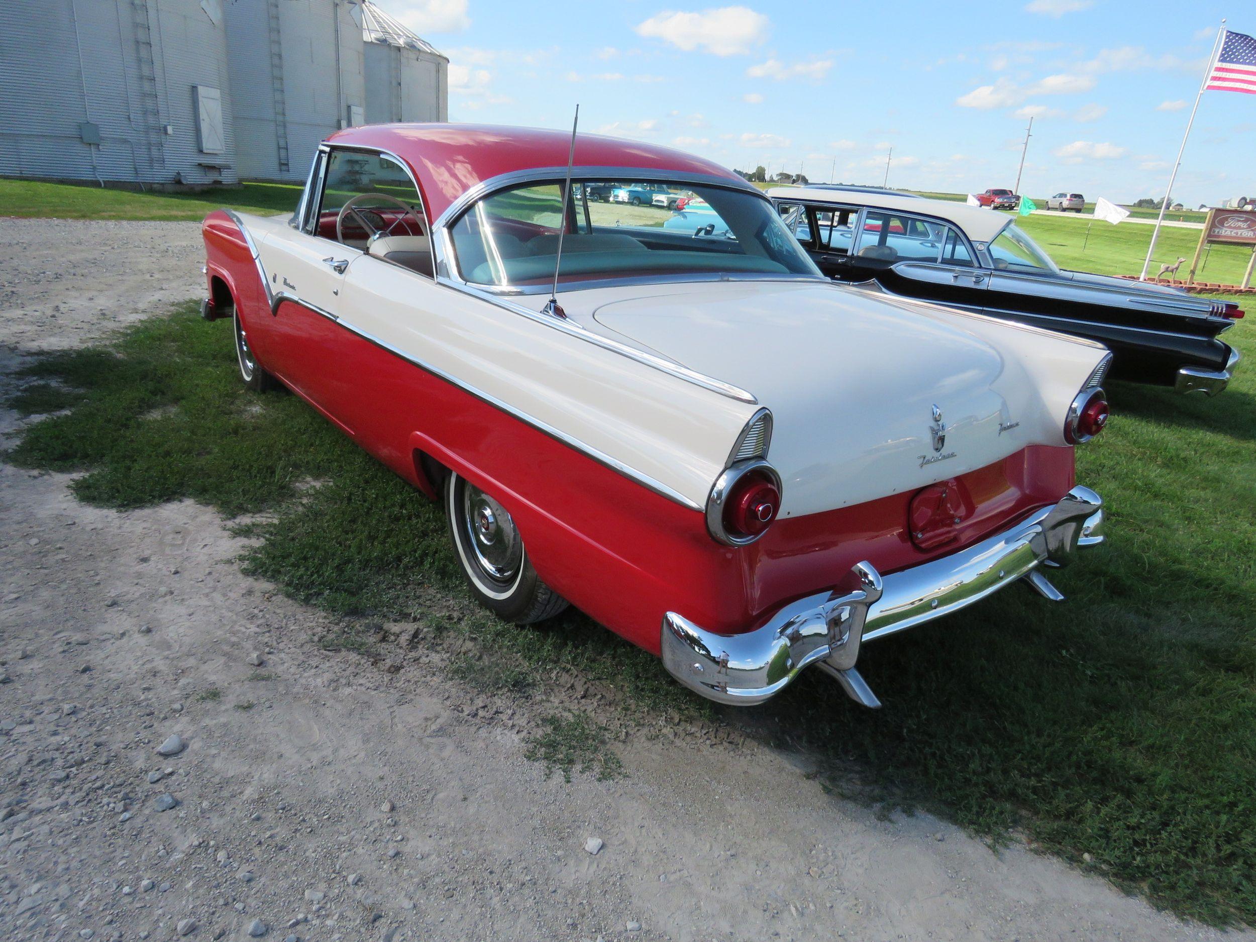 1955 Ford Victoria 2dr HT