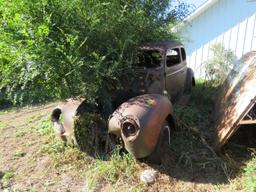 1940 Ford 2dr Sedan for Project or Parts