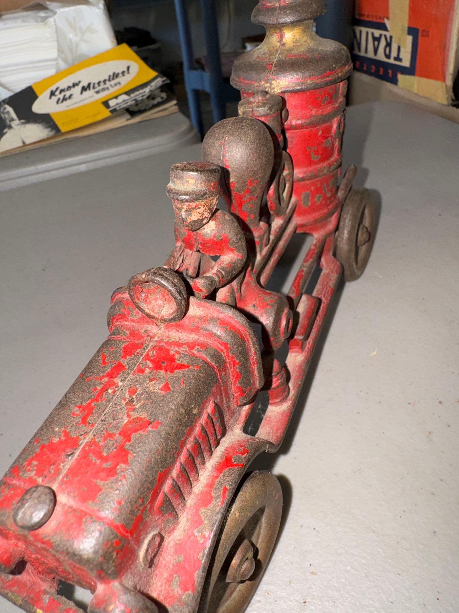 Nice original vintage 8 inch cast-iron fire truck