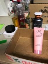 LB- Bath / body works body sprays- Mariah Carey body lotion- perfume