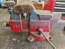 Colombian, 4 inch vise.