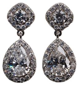 18k White Gold and Diamond Pierced Dangle Earrings