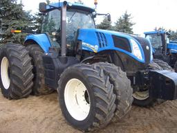 2013 NH T8-390 MFWD TRACTOR