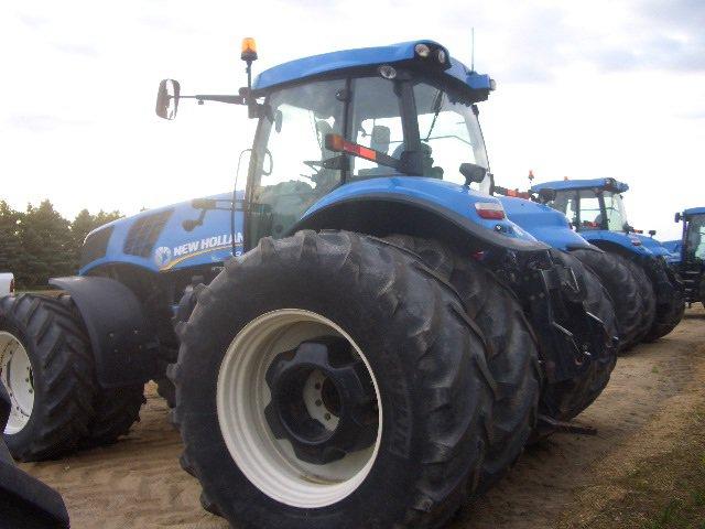 2012 NH T8-390 MFWD Tractor