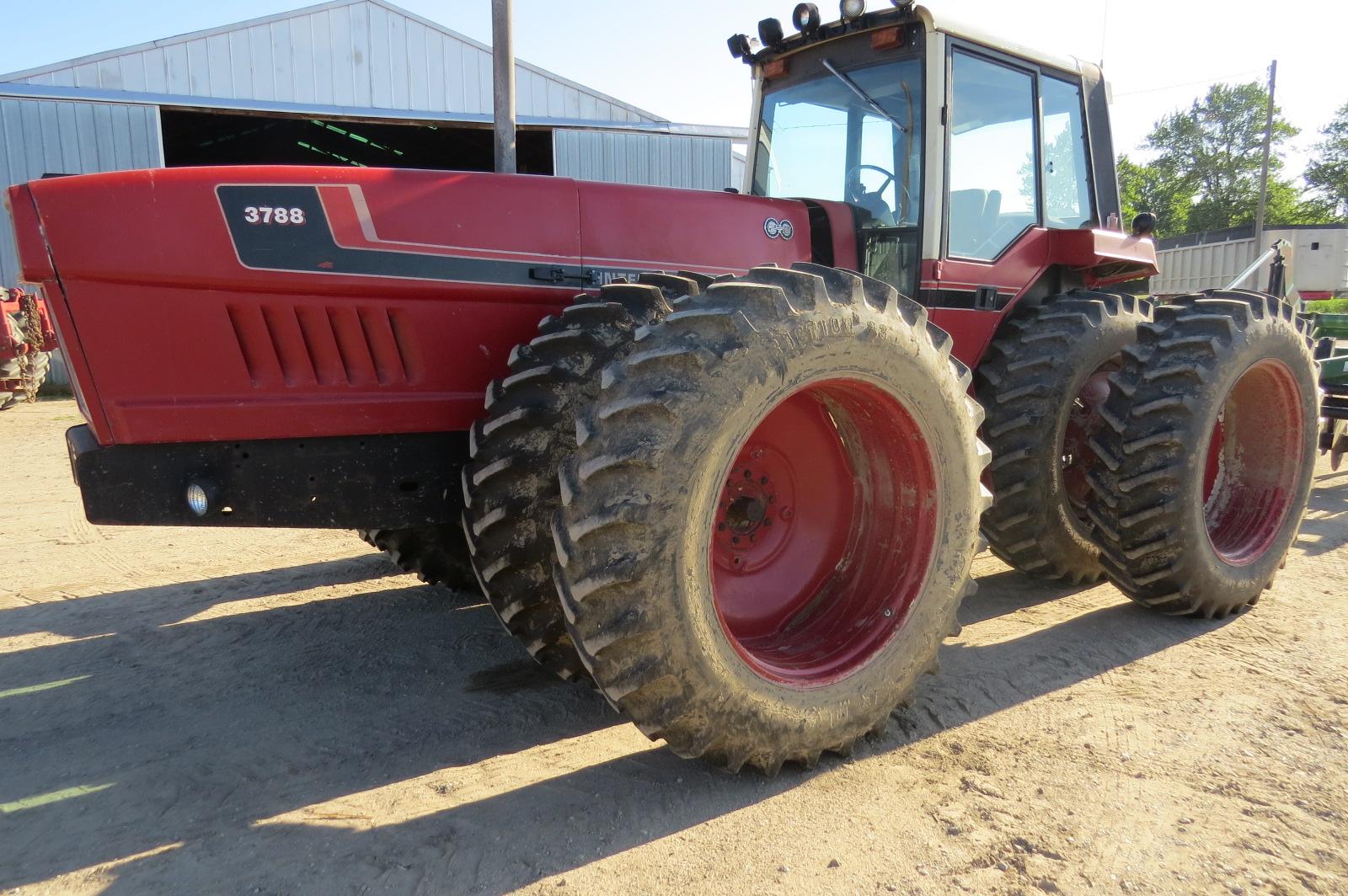 1980 IHC 3788 2+2 ARTICULATE 4WD TRACTOR