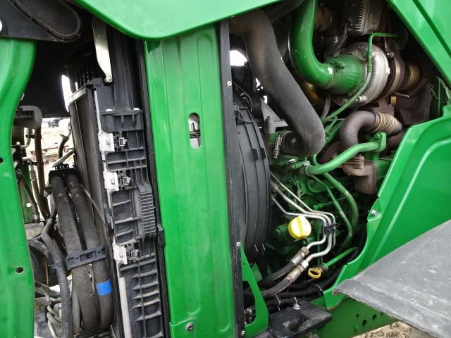2014 JD 6210R MFWD DSL. TRACTOR