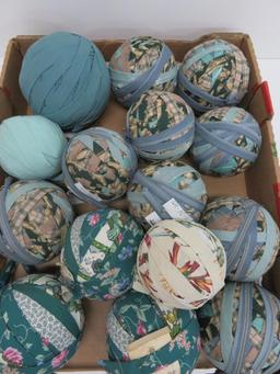 15 print rag balls, 3 1/2" and 4 1/2" diameter