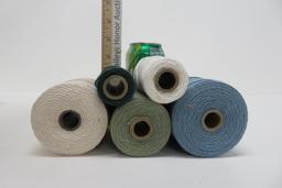 20 Carpet Warp spools, blues-grey-natural, 800 yard size rolls