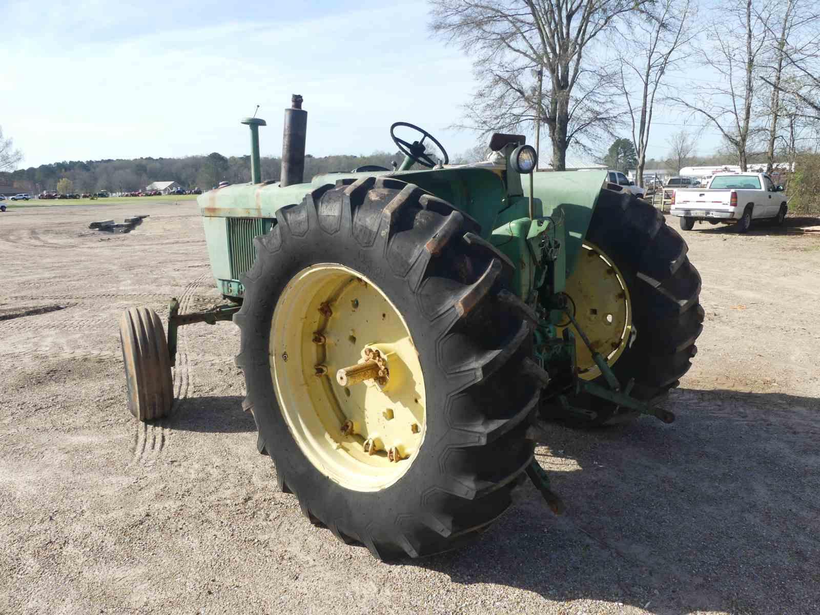 John Deere Tractor, s/n T113R084454R: 2wd, Drawbar, Lift Arms, PTO, Hyd. Re