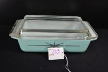 Pyrex Starburst No. 575 Space Saver w/Lid; Mfg. 1960; Chip on lid and dish.