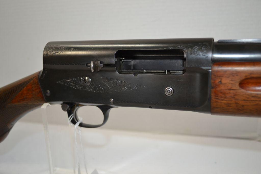 Browning Light Twelve 12 Ga. 2-3/4" Cham. Shotgun w/26" Vent Rib BBL, Checkered Wood Stock, Engraved