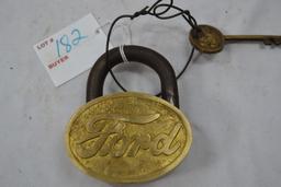 Ford 3-1/2"x 3" Padlock with Key