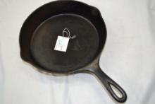 Wagner #8 Cast Iron Skillet 10"; Fire Ring