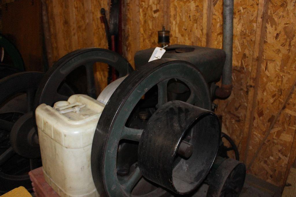 Fairbanks Morse gas engine, Style B, 7 1/2 hp., on trucks.