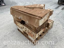 VARIOUS SIZED TOOLBOXES *SOLD