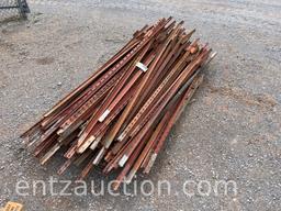 PALLET OF 6' USED T POSTS