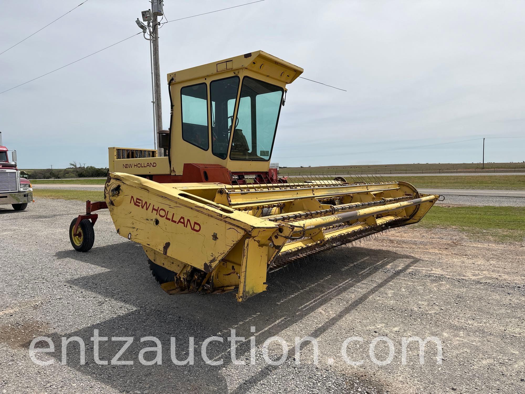 1982 NEW HOLLAND 1116 SELF-PROPELLED SWATHER, 16'