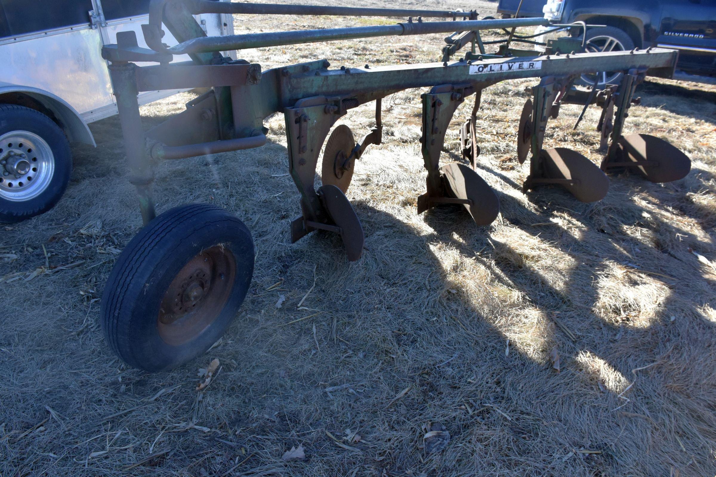 Oliver 4x16's Plow, Coulters, In-Furrow