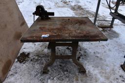 4'x4' Steel Welding Table With Vise