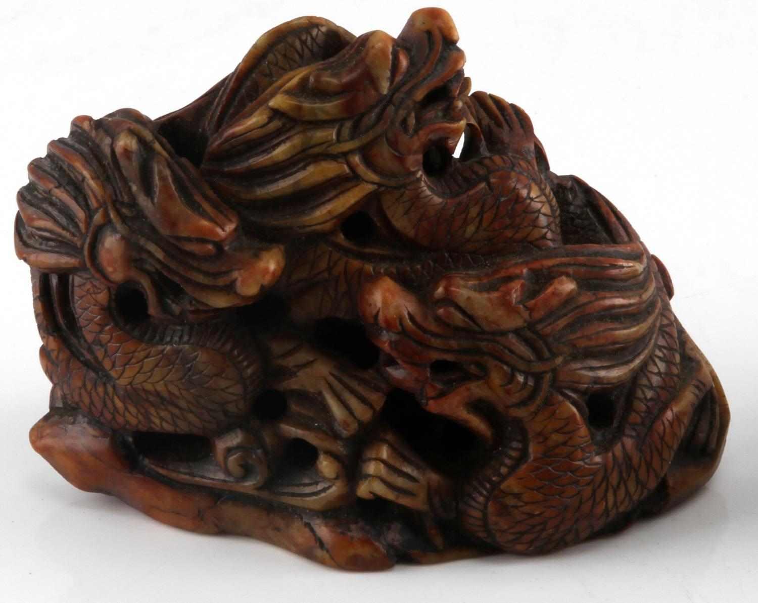 CARVED SHOUSHAN STONE CHINESE DRAGON & INKWELL