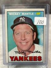 1967 Mickey Mantle - Beatiful Condition !