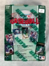 1992 Fleer Baseball Sealed Box (36 packs)