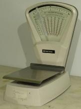 Pitney Bowes Postage Scale MOD. S-104