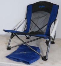 Uloine Event Chair 225 lbs capacity (NEW) folds and comes with carry bag