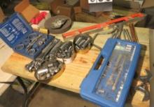 Mixed tools, socket sets, hole saws, ratchets, level, sockets, die grinder