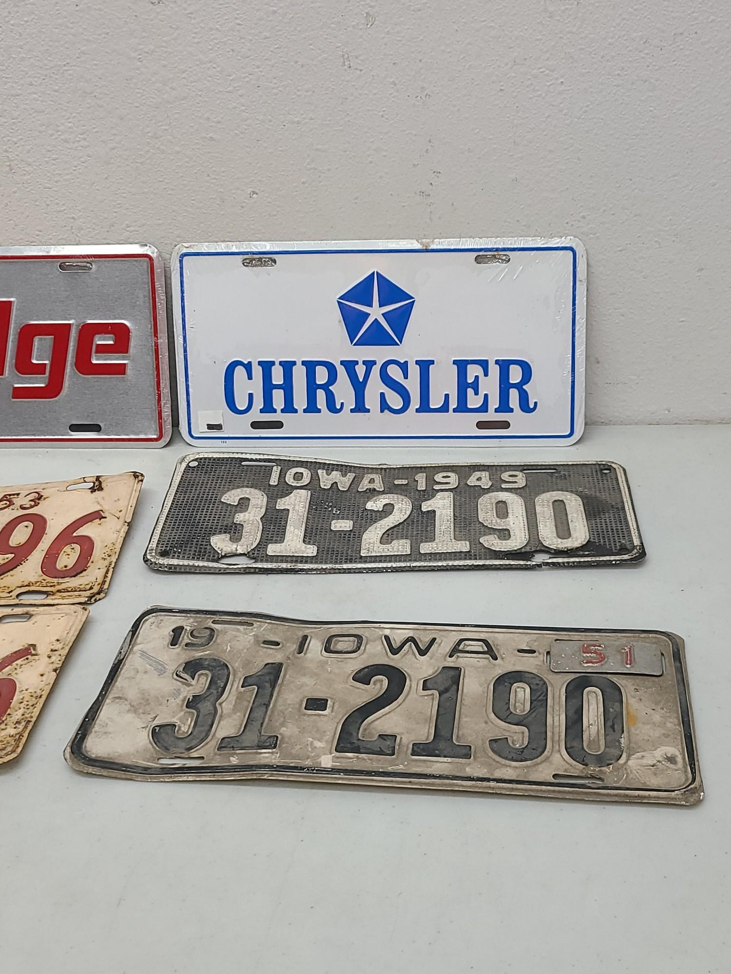Illinos & Iowa , NOS  Dodge Chrysler and Plymouth License Plate