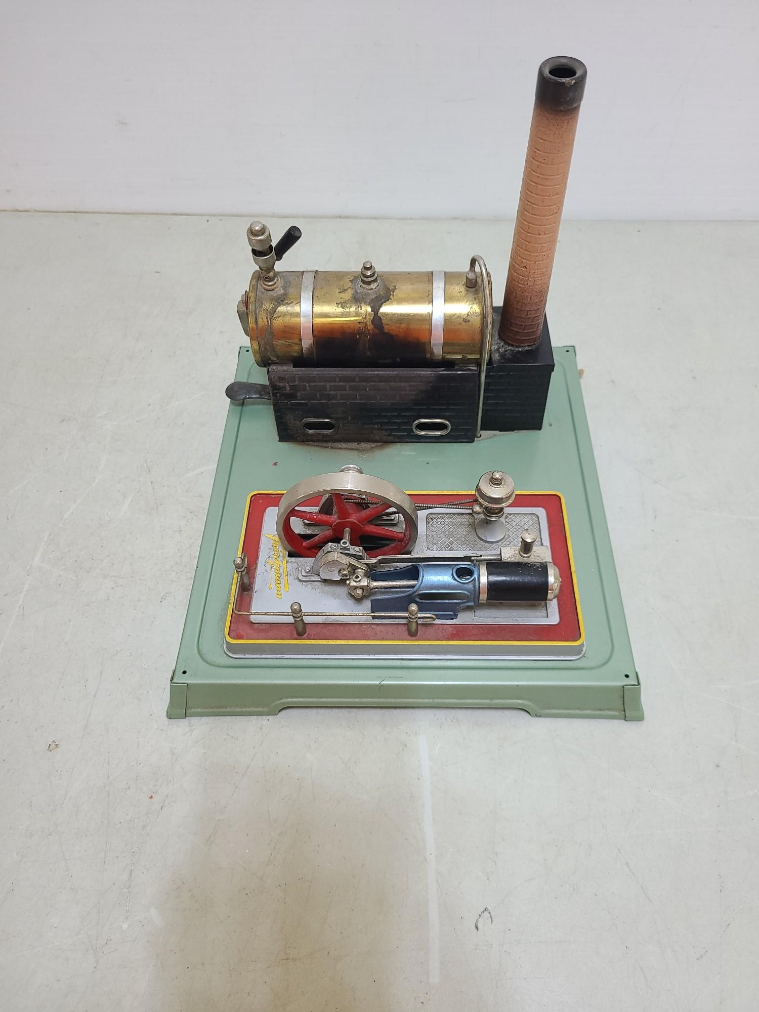 Fleischmann Steam Engine With Shop Accessories Toy