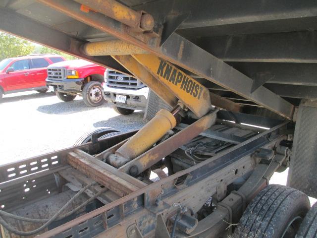 2005 FORD TRUCK- GAS  F-450  12 FT. STAKEBODY ELECTRIC HOIST  DUMP 2 WD-ONE OWNER