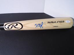 Kris Bryant signed Full Size Rawlings Pro Baseball Bat.