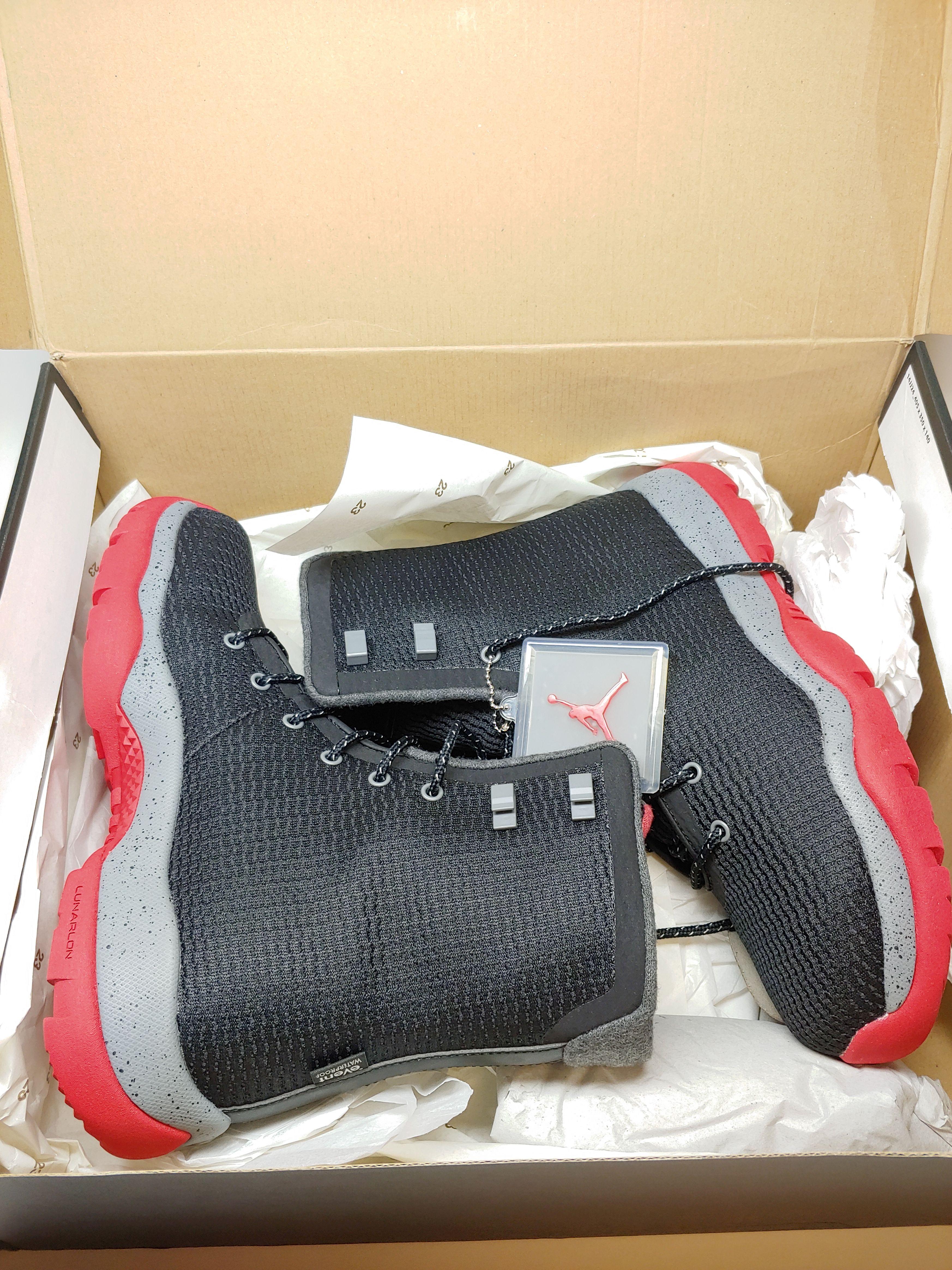 Brand New Mens NIke Air Jordan Future Boot Waterproof Black Cool Grey Gym Red 854554 001 Size 8