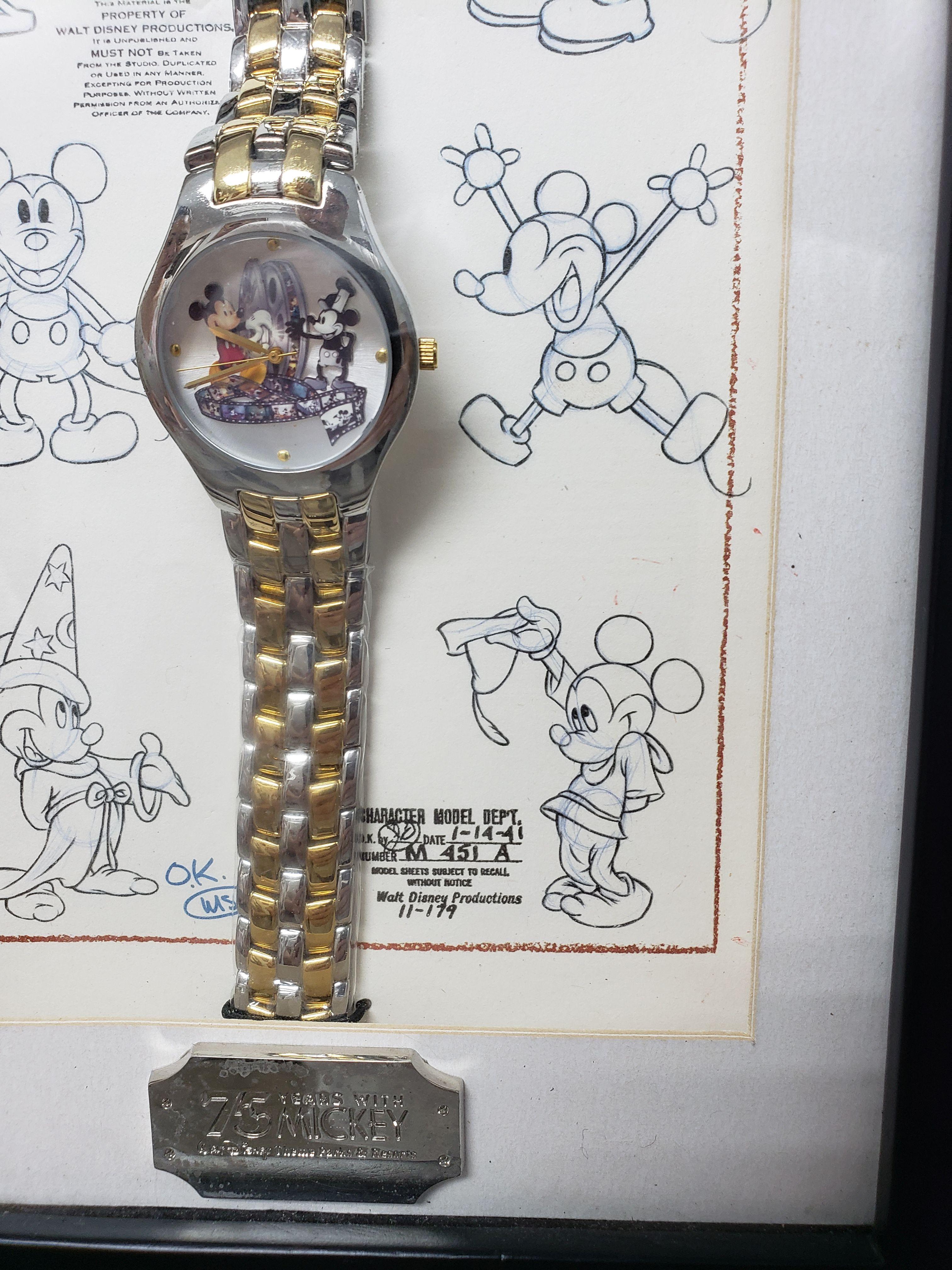 Walt Disney Mickey Mouse Framed Collectors 75th Year 11-179 Watch