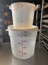 (13) Large & Small Plastic Food Storage & Measuring Containers