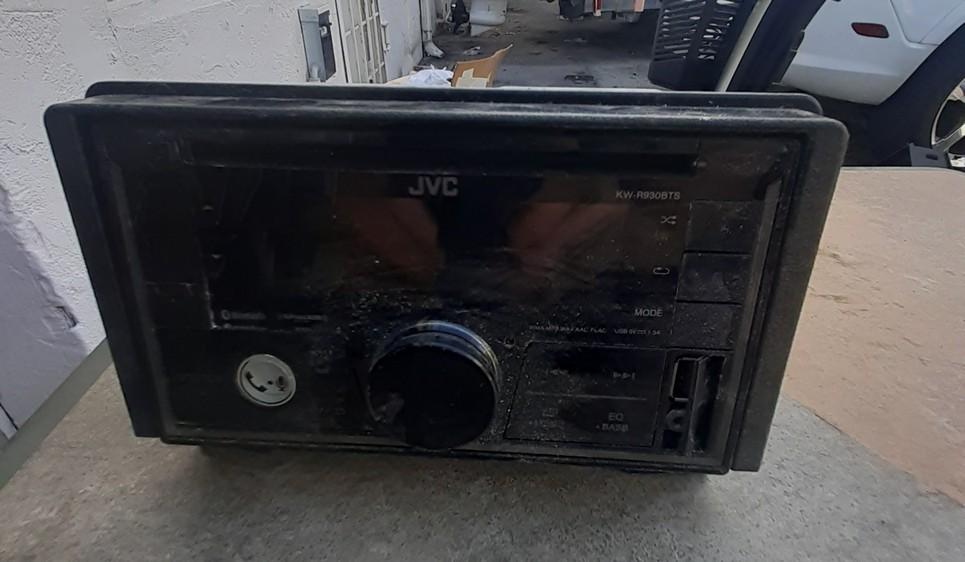 JVC Car stereo with CD Player -KW-R930BTS